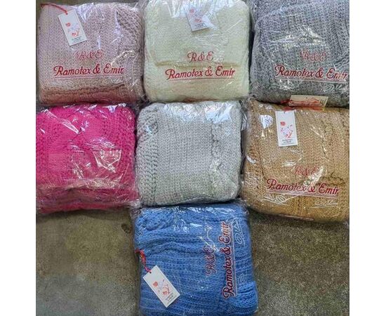 Свитер женский 39 beige р.one size "Julia" недорого оптом от прямого поставщика Фотография Свитер женский 39 beige р.one size "Julia" недорого оптом от прямого поставщика