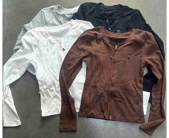 Кофта спортивна жіноча LR666 white р.44-46 "Lora" недорого оптом від прямого постачальника Кофта спортивна жіноча LR666 white р.44-46 "Lora" недорого оптом від прямого постачальника