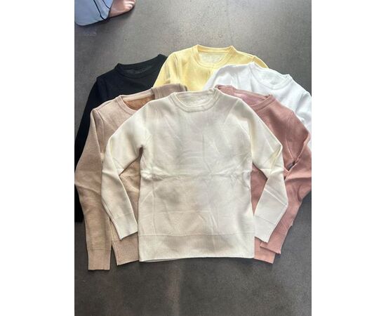 Светр жіночий LR673 white р.44-46 "Lora" недорого оптом від прямого постачальника Светр жіночий LR673 white р.44-46 "Lora" недорого оптом від прямого постачальника