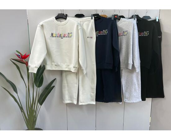 Костюм спортивний жіночий 10299 white р.S-L "X-Ray" недорого оптом від прямого постачальника Костюм спортивний жіночий 10299 white р.S-L "X-Ray" недорого оптом від прямого постачальника