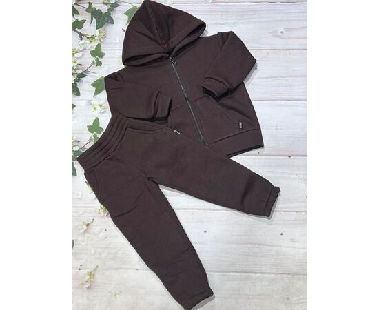 Костюм детский спортивный тёплый на девочку 1001 brown р.98-116 "Marimaks" недорого оптом от прямого поставщика Фотография Костюм детский спортивный тёплый на девочку 1001 brown р.98-116 "Marimaks" недорого оптом от прямого поставщика
