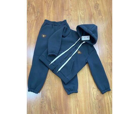 Костюм детский спортивный тёплый на девочку 254-3 navy р.110-134 "Marimaks" недорого оптом от прямого поставщика Фотография Костюм детский спортивный тёплый на девочку 254-3 navy р.110-134 "Marimaks" недорого оптом от прямого поставщика