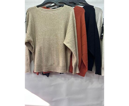 Светр жіночий E838 orange р.50-52 "Emsweekis" недорого оптом від прямого постачальника Светр жіночий E838 orange р.50-52 "Emsweekis" недорого оптом від прямого постачальника