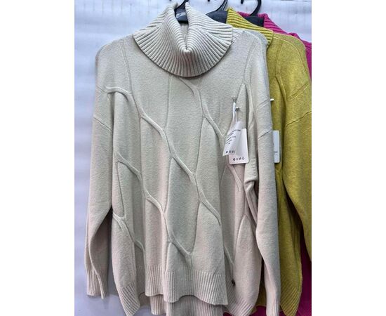 Свитер женский E893 beige р.54-58 "Emsweekis" недорого оптом от прямого поставщика Фотография Свитер женский E893 beige р.54-58 "Emsweekis" недорого оптом от прямого поставщика