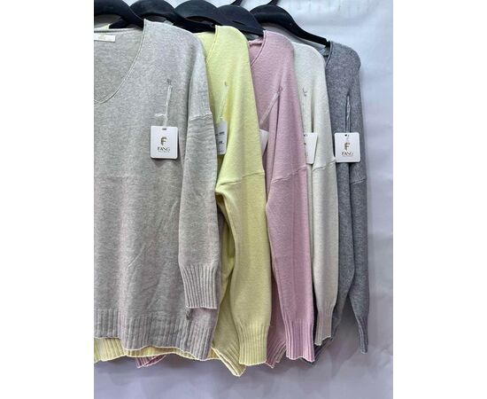 Свитер женский E917 grey р.54-58 "Emsweekis" недорого оптом от прямого поставщика Фотография Свитер женский E917 grey р.54-58 "Emsweekis" недорого оптом от прямого поставщика