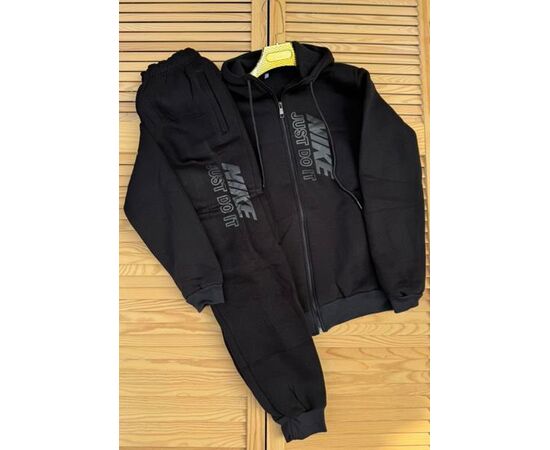 Костюм спортивный мужской NK1 black р.46-54 "VICTORY" недорого оптом от прямого поставщика Фотография Костюм спортивный мужской NK1 black р.46-54 "VICTORY" недорого оптом от прямого поставщика