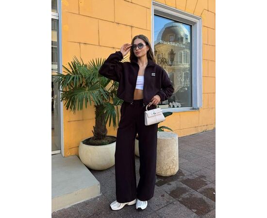 Костюм спортивний жіночий 2489 brown р.42-48 "BONJOUR" недорого оптом від прямого постачальника Костюм спортивний жіночий 2489 brown р.42-48 "BONJOUR" недорого оптом від прямого постачальника