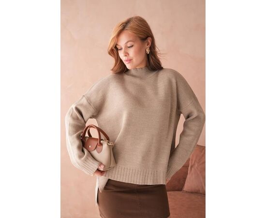 Свитер женский 10866 beige р.one size "Karon" недорого оптом от прямого поставщика Фотография Свитер женский 10866 beige р.one size "Karon" недорого оптом от прямого поставщика