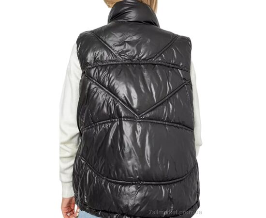 Жилетка женская Зима 915 black (5 шт. р.сетка М-2XL) "Massmag" недорого оптом от прямого поставщика, изображение 3 Фотография Жилетка женская Зима 915 black (5 шт. р.сетка М-2XL) "Massmag" недорого оптом от прямого поставщика, изображение 3