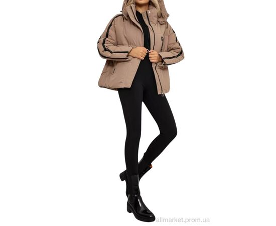 Куртка женская Зима 866 бежевий (4 шт. р.сетка L-3XL) "Massmag" недорого оптом от прямого поставщика Фотография Куртка женская Зима 866 бежевий (4 шт. р.сетка L-3XL) "Massmag" недорого оптом от прямого поставщика