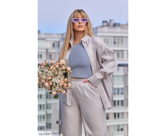 Фотография Костюм-двойка: рубашка + брюки клеш, блестящая, качественная ткань с серебряным напылением, переливается хорошим сиянием на свете, классные цвета, в таком костюме вы не остаться не замеченной р.50-52;54-56;58-60 "VLADA" купить недорого от прямого поставщи, изображение 13